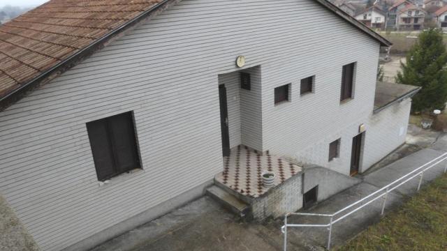 Kuća, Izdavanje, 200m2, Aqua park, Gradska lokacija, Jagodina
