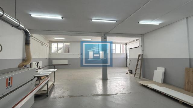 Poslovni prostor, Izdavanje, 194m2, Industrijska zona, Gradska lokacija, Jagodina