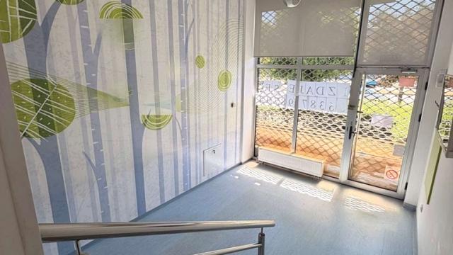 Poslovni prostor, Jednosoban, Izdavanje, 150m2, Rotkvarija, Novi Sad, Zmaj Ognjena Vuka