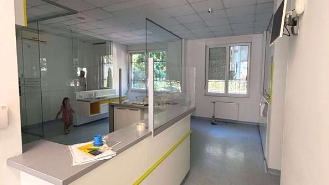 Poslovni prostor, Jednosoban, Izdavanje, 150m2, Rotkvarija, Novi Sad, Zmaj Ognjena Vuka