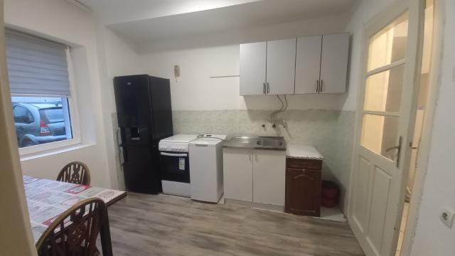 Kuća, Jednosoban, Izdavanje, 25m2, Zemun, Visočka 19