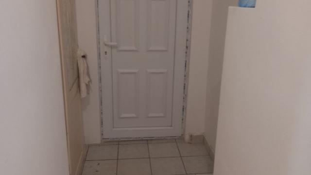 Kuća, Jednosoban, Izdavanje, 25m2, Zemun, Visočka 19