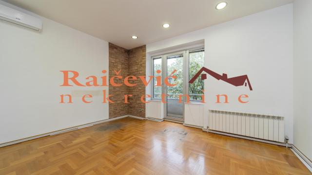 Poslovni prostor, Izdavanje, 1040m2, Centar, Palilula, Poenkareova
