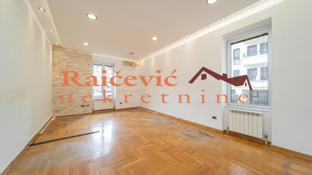 Poslovni prostor, Izdavanje, 1040m2, Centar, Palilula, Poenkareova