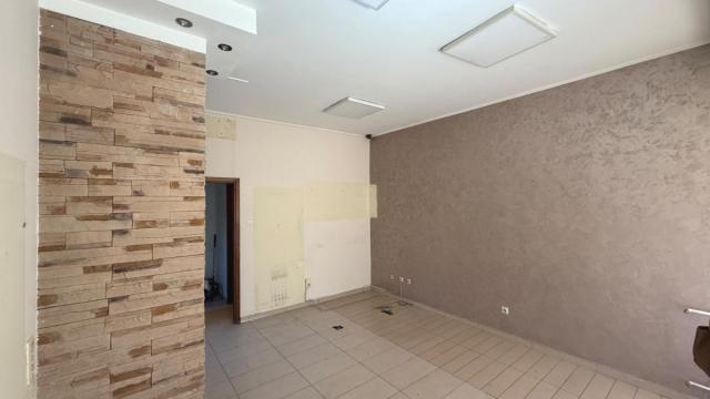 Poslovni prostor, Izdavanje, 24m2, Šumice, Voždovac, Ljermontova
