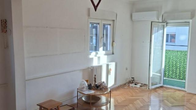Stan, Dvoiposoban, Prodaja, 56m2, Cvetkova pijaca, Zvezdara, Živka Davidovića
