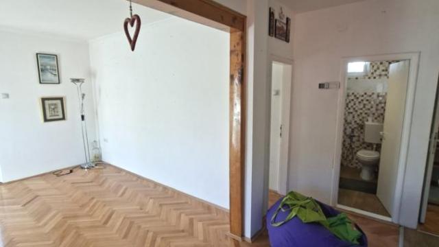 Stan, Dvoiposoban, Prodaja, 56m2, Cvetkova pijaca, Zvezdara, Živka Davidovića