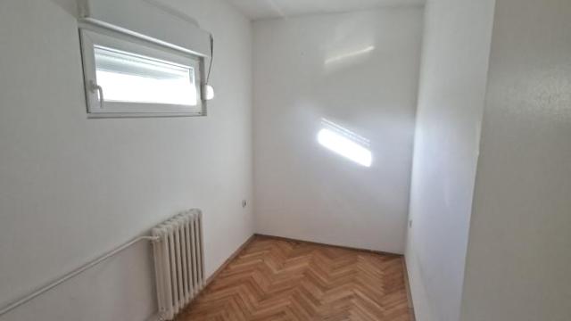 Stan, Dvoiposoban, Prodaja, 56m2, Cvetkova pijaca, Zvezdara, Živka Davidovića