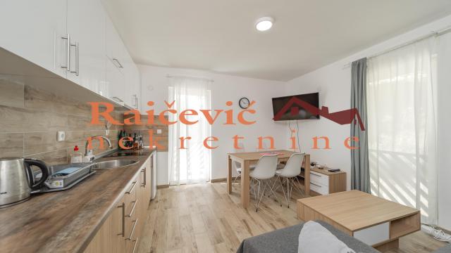 Stan, Jednoiposoban, Prodaja, 40m2, Zanke Stokic