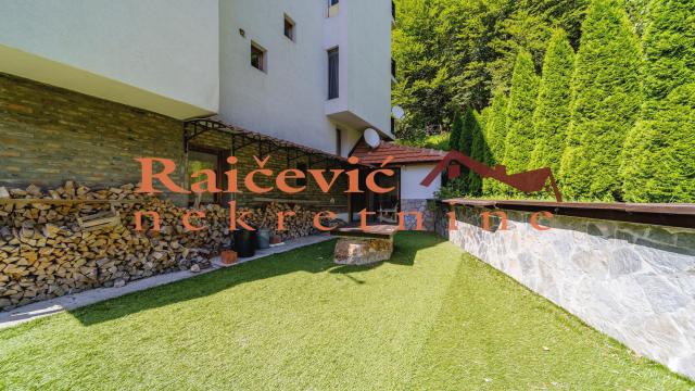 Stan, četvorosoban, Prodaja, 98m2, Zanke Stokic