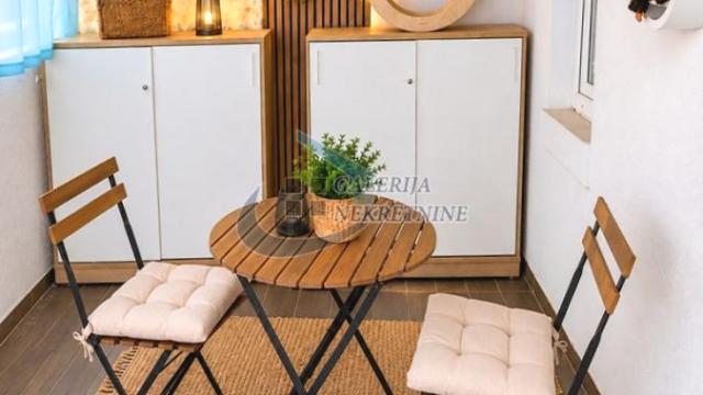 Stan, Trosoban, Prodaja, 100m2, Cerak, Čukarica, Jablanička