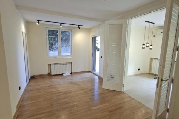 prodaja, stanova,
vozdovacka-crkva-vozdovac-beograd, 1135917, cetvoroiposoban-nikole-durkovica