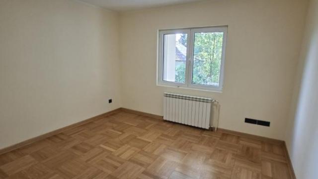 Stan, četvoroiposoban, Prodaja, 123m2, Voždovačka crkva, Voždovac, Nikole Đurkovića