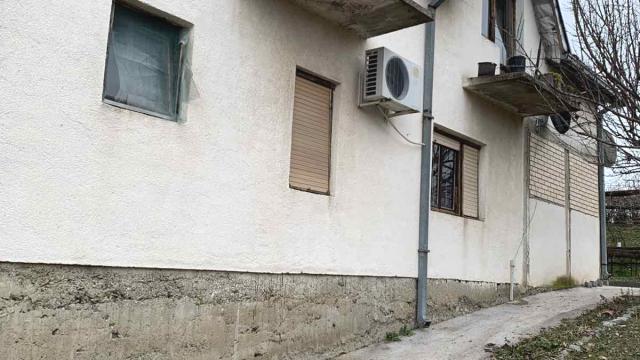Kuća, Petosoban i veći, Prodaja, 150m2, Živkovci, Okolno mesto, Zivkovci