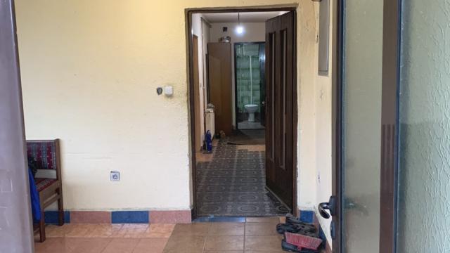 Kuća, Petosoban i veći, Prodaja, 150m2, Živkovci, Okolno mesto, Zivkovci