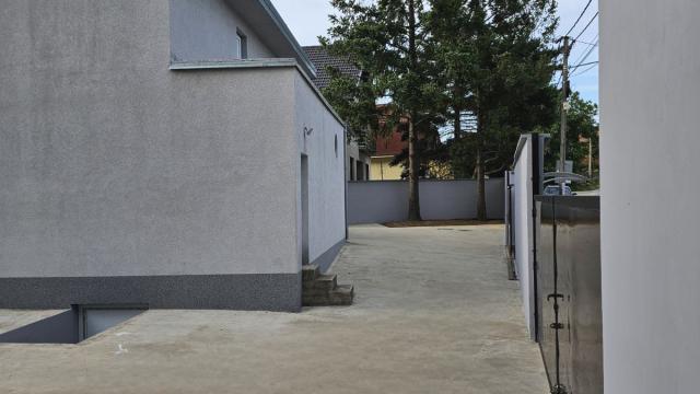 Poslovni prostor, Petosoban, Prodaja, 250m2, Vodanj, Okolno mesto, Vodanj