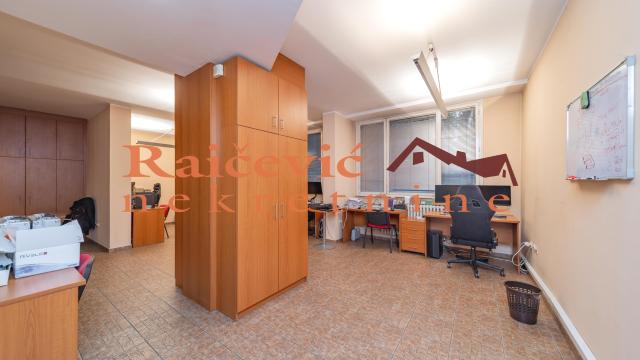 Poslovni prostor, Trosoban, Prodaja, 138m2, Banovo brdo, Čukarica, Pozeska
