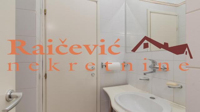 Poslovni prostor, Trosoban, Prodaja, 138m2, Banovo brdo, Čukarica, Pozeska