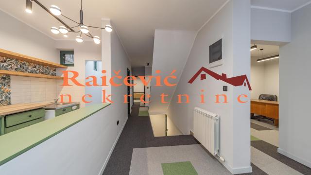 Poslovni prostor, Izdavanje, 152m2, Voždovac, Vojvode Stepe