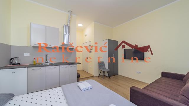 Stan, Prodaja, 211m2, Ekonomski fakultet, Savski venac, Karadjordjeva