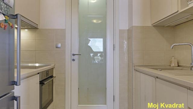 Stan, Dvosoban, Prodaja, 60m2, Blok 67 (Belvil), Novi Beograd, Bulevar Crvene armije