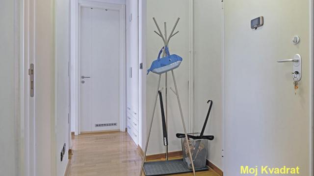 Stan, Dvosoban, Prodaja, 60m2, Blok 67 (Belvil), Novi Beograd, Bulevar Crvene armije