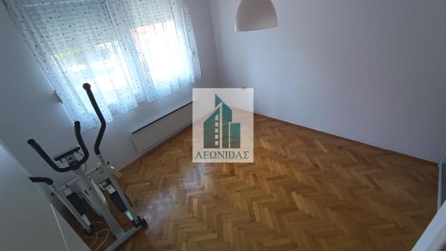 Stan, četvoroiposoban, Izdavanje, 82m2, Somborska, Pantelej, Niš