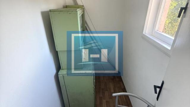 Kuća, Petosoban, Izdavanje, 300m2, Železnička stanica, Novi Sad, Novi Sad