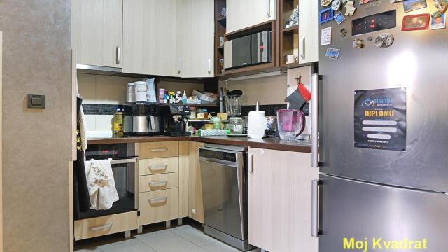 Stan, Petosoban, Prodaja, 104m2, Golf, Čukarica, Kraljice Katarine