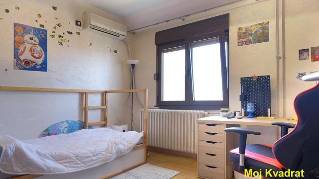 Stan, Petosoban, Prodaja, 104m2, Golf, Čukarica, Kraljice Katarine