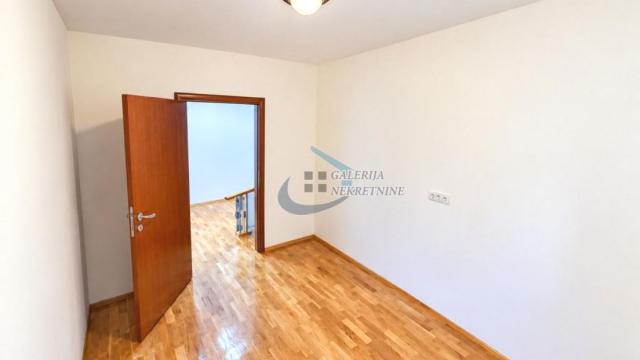 Stan, Trosoban, Prodaja, 62m2, Voždovačka crkva, Voždovac, Gostivarska