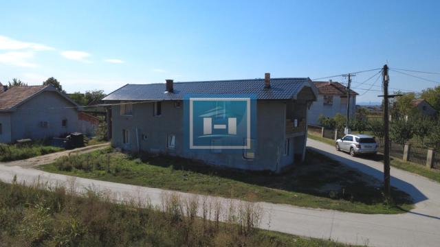Kuća, Prodaja, 250m2, Ribare, Okolno mesto, Jagodina