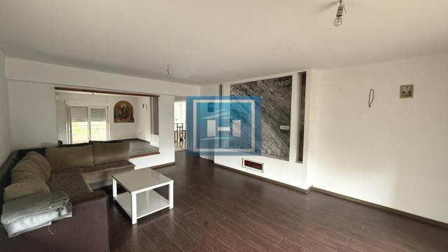 Kuća, Prodaja, 250m2, Ribare, Okolno mesto, Jagodina