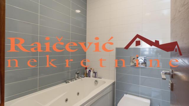 Stan, Troiposoban, Prodaja, 87m2, Crveni krst, Vračar, Vojislava Ilica