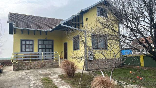 Soba, Izdavanje, 80m2, Jarkovci, Okolno mesto, Jarkovci