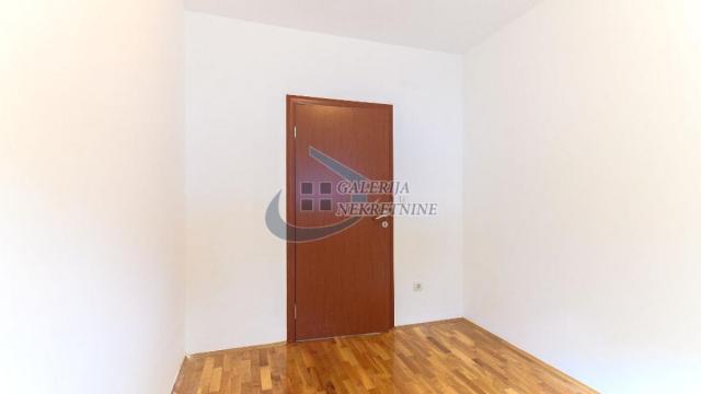 Stan, Trosoban, Prodaja, 62m2, Voždovačka crkva, Voždovac, Gostivarska
