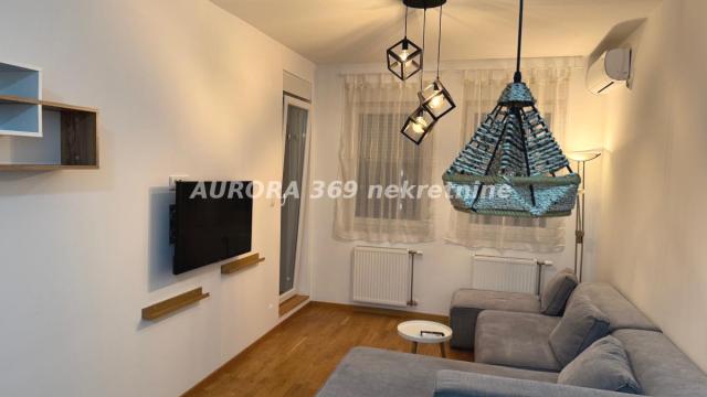 Stan, Jednoiposoban, Izdavanje, 41m2, Rotkvarija, Novi Sad, Novi Sad