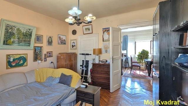 Stan, Troiposoban, Prodaja, 95m2, Slavija, Vračar, Nemanjina