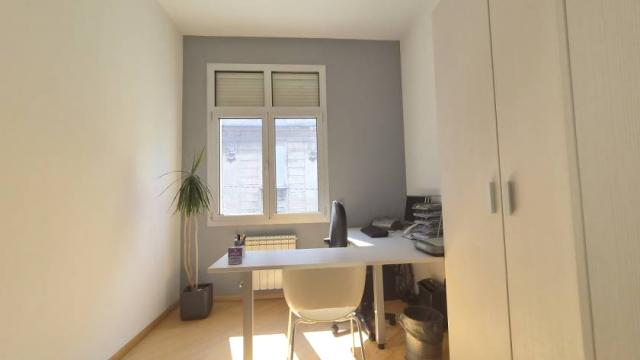 Poslovni prostor, Petosoban i veći, Izdavanje, 100m2, Vojvode Dobrnjca