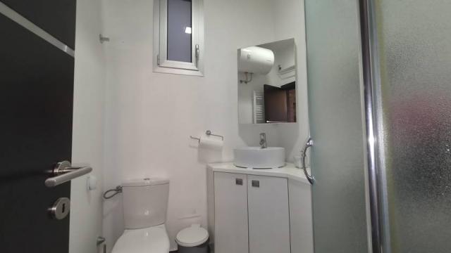 Poslovni prostor, Petosoban i veći, Izdavanje, 100m2, Vojvode Dobrnjca