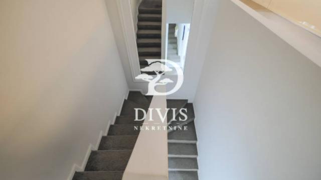 Poslovni prostor, Jednosoban, Izdavanje, 230m2, Andrićev venac