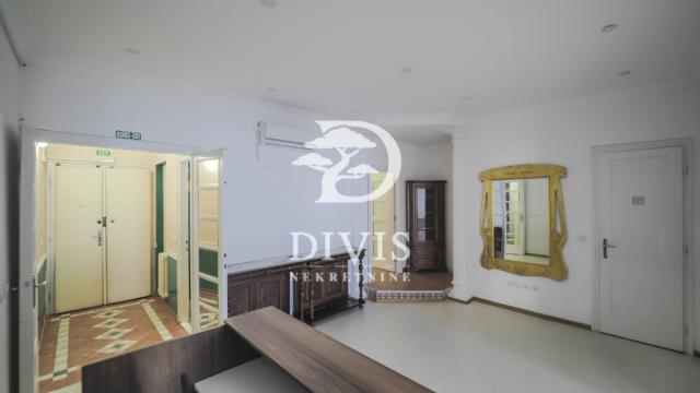 Poslovni prostor, Petosoban, Izdavanje, 140m2, Kursulina