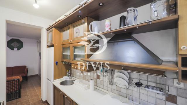 Poslovni prostor, Petosoban, Izdavanje, 140m2, Kursulina