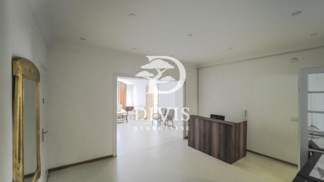 Poslovni prostor, Petosoban, Izdavanje, 140m2, Kursulina