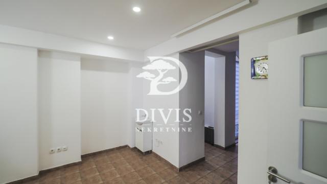 Poslovni prostor, Petosoban, Izdavanje, 140m2, Kursulina