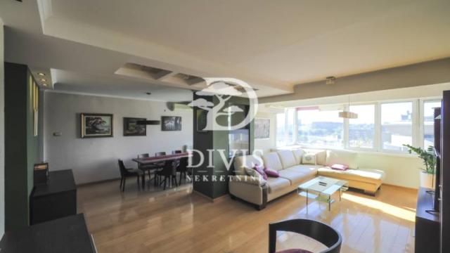 Stan, četvorosoban, Prodaja, 125m2, Antifašističke borbe