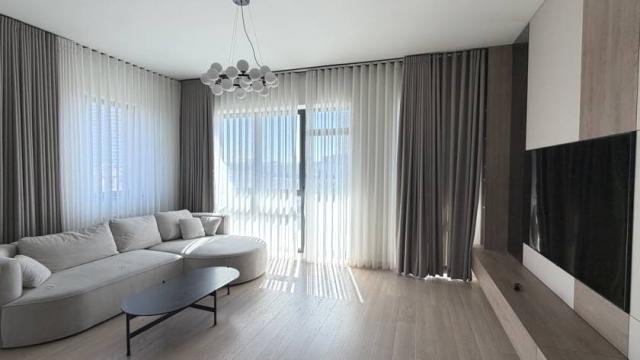 Stan, četvorosoban, Izdavanje, 128m2, Luke Ćelovića Trebinjca