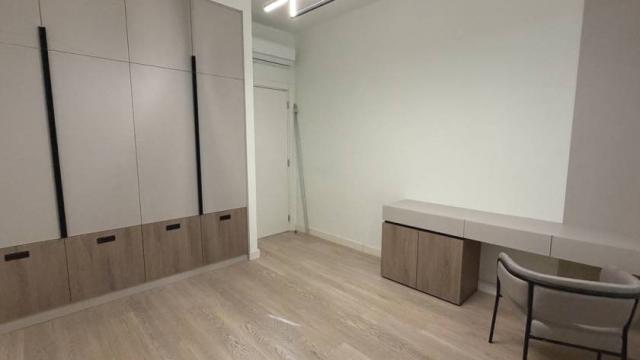 Stan, četvorosoban, Izdavanje, 128m2, Luke Ćelovića Trebinjca
