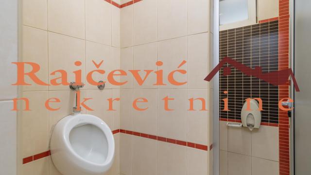 Poslovni prostor, Izdavanje, 216m2, Gornji grad, Zemun, Cara Dusana