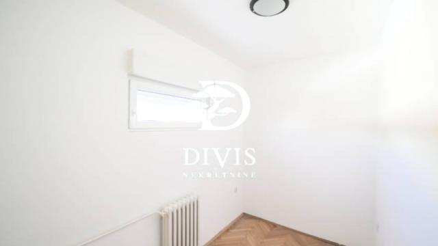 Stan, Dvoiposoban, Prodaja, 52m2, Živka Davidovića